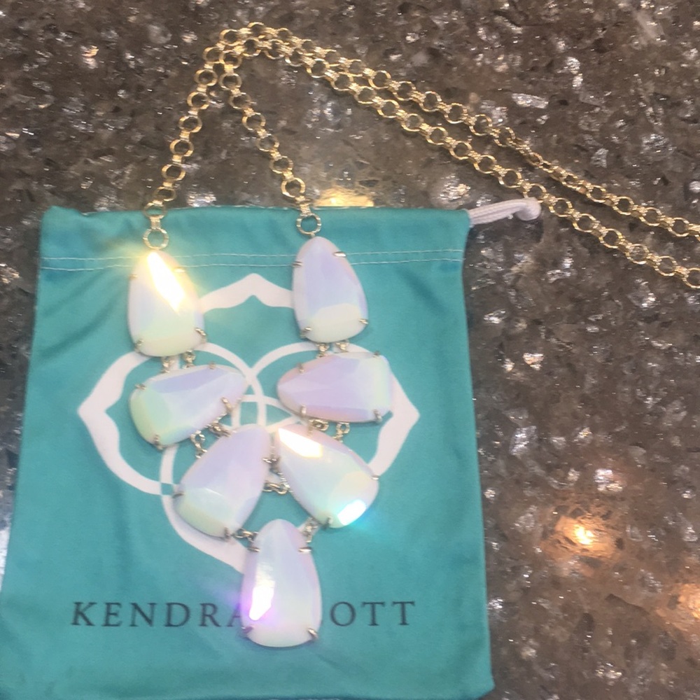 Kendra Scott Harlie necklace